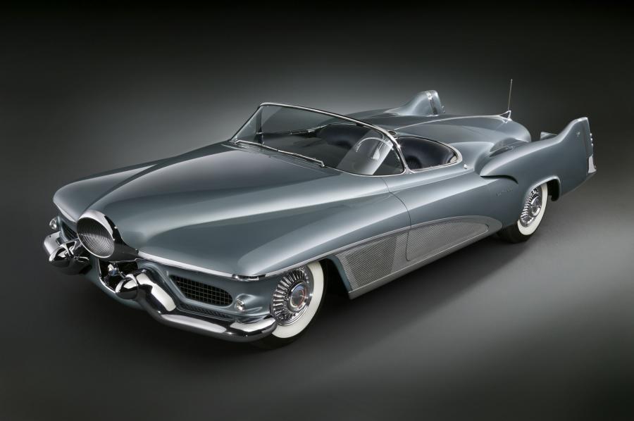  GM LeSabre Concept Car 1951 года  (фото 2 из 29)
